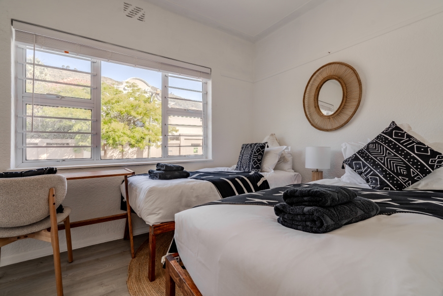 2 Bedroom Property for Sale in Three Anchor Bay Western Cape